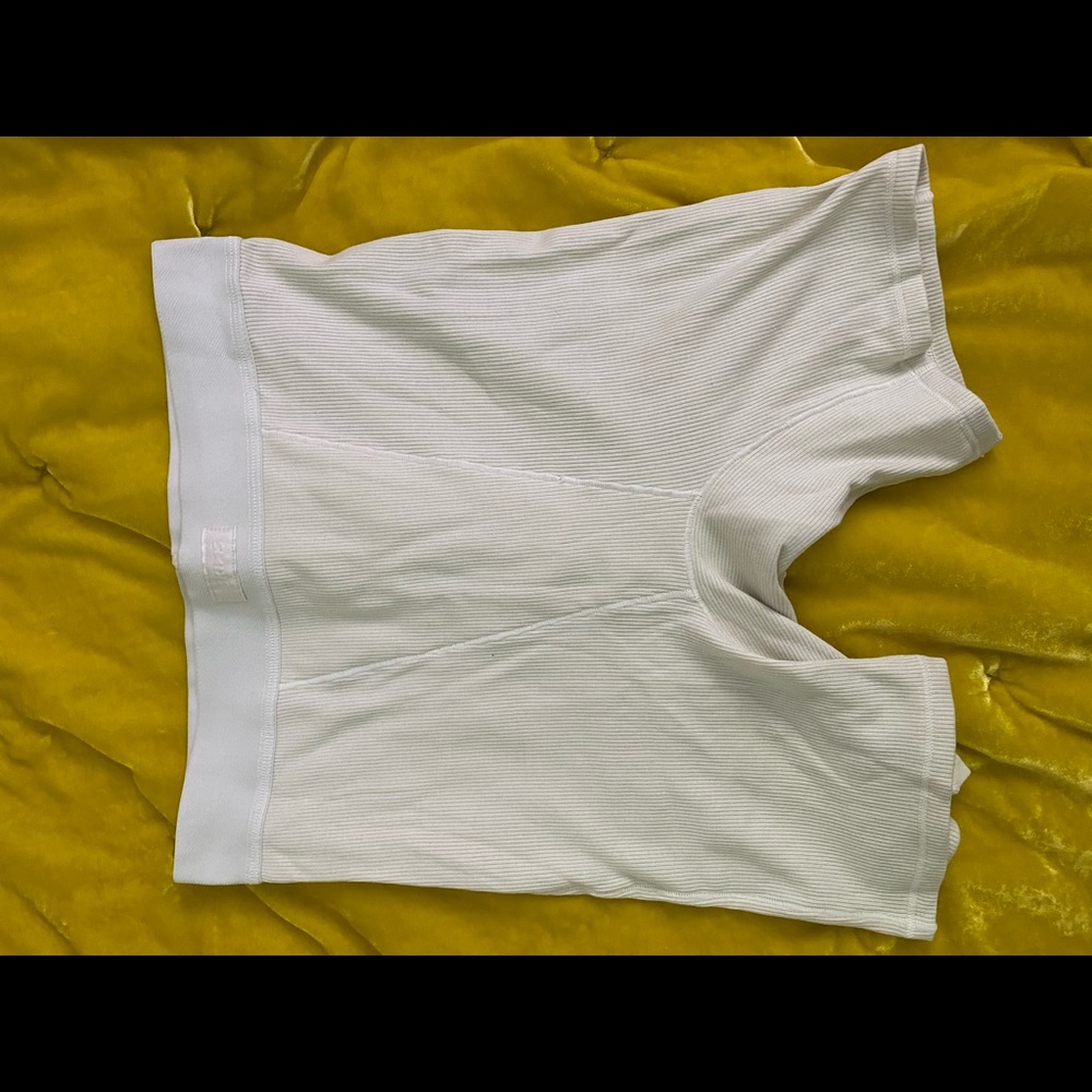 Brand New Skims Boyshorts